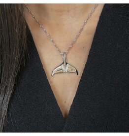 Collier Queue de Baleine avec Or/Saphir par Hollie Bear