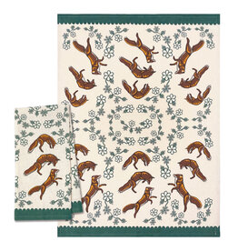 Torchon Imprimé - "Foxes" par Storm Angeconeb