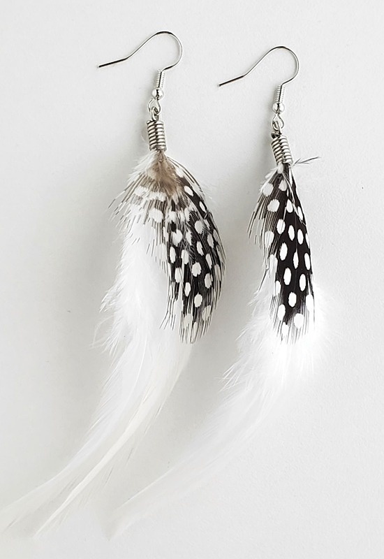 Boucles D'Oreilles Plumes Blanches Et Perle Nacrée - Pendantes - NEUVES