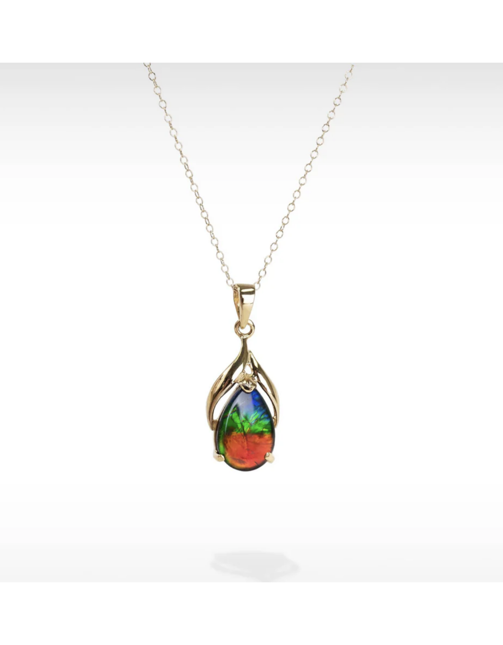 Nina Gold Pendant - P277A1