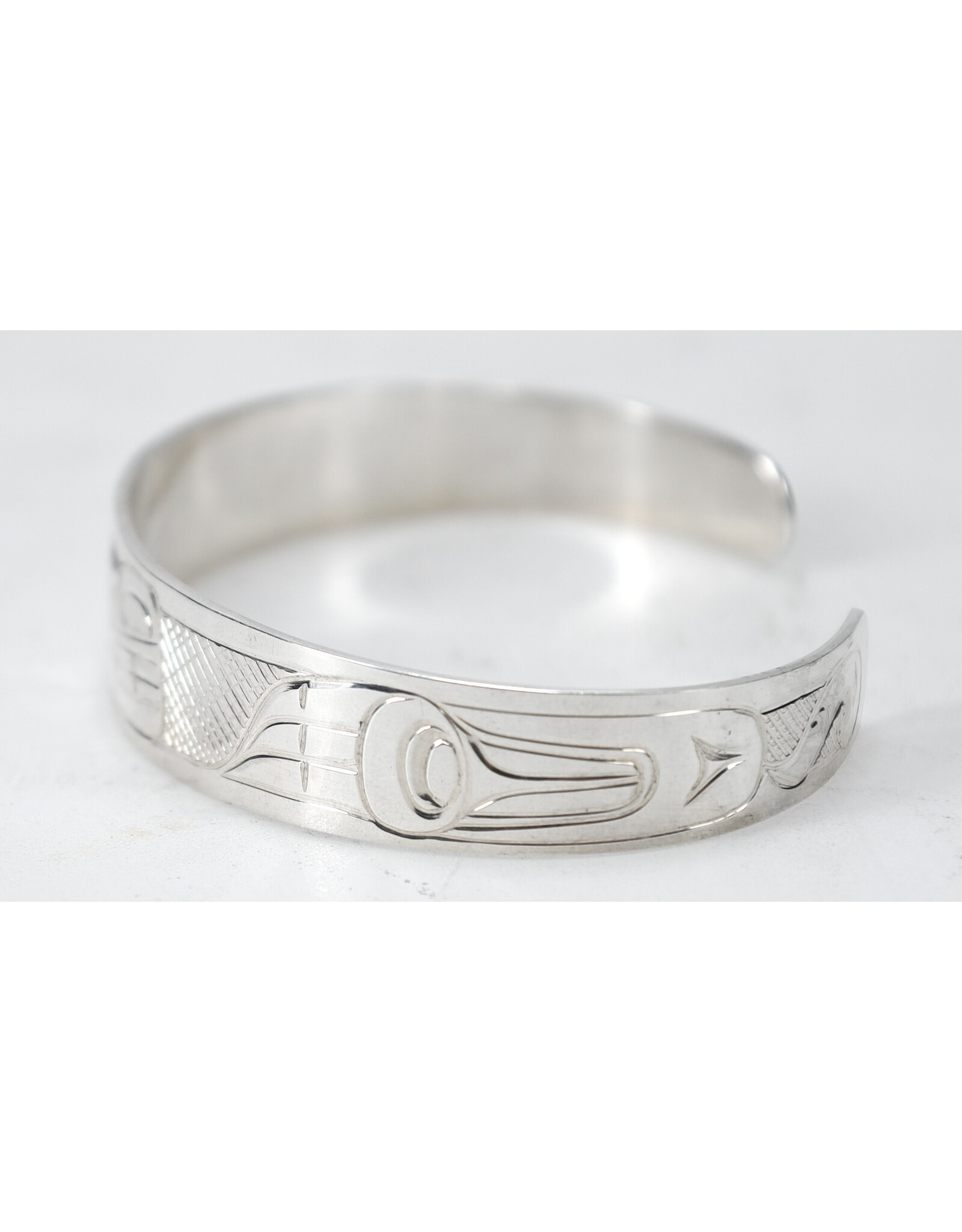 Loup 0.5" Cuff par Corrine Hunt