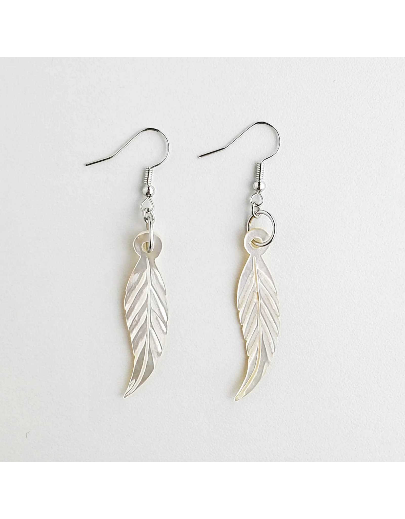 Mother of Pearl Feather Earrings - ME102
