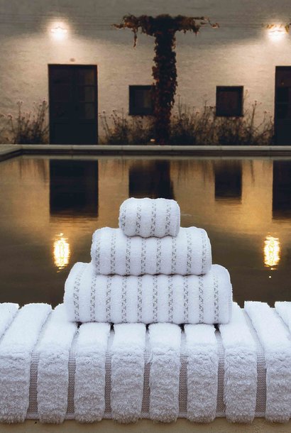 Petra Towel | The Bio Luxury Collection
