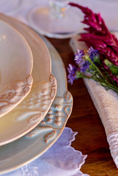 Madeira Harvest | The Vanilla Creme Dinnerware Collection