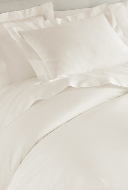 Lyric | The Peacock Alley Percale Sheeting Collection
