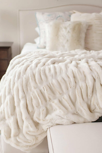 Ivory Mink | The Couture Fur Throw Collection - 60 Inch x 72 Inch