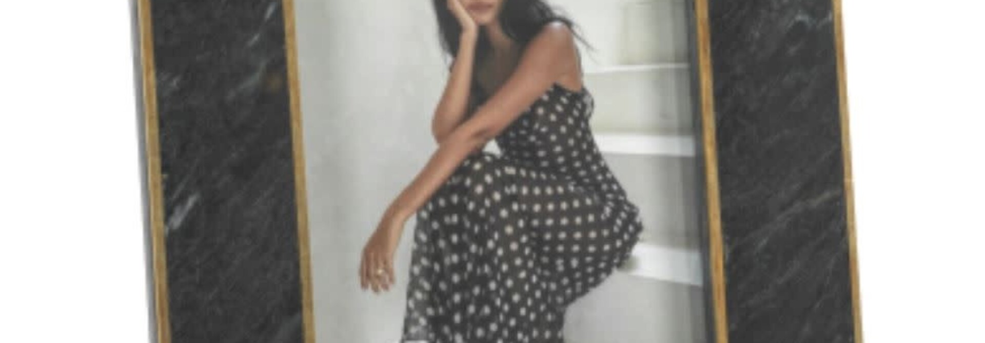 Rennes | The Granite Frame Collection - 5 Inch x 7 Inch