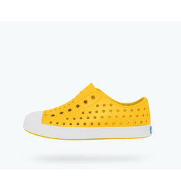 Native  Footwear Native Jefferson Crayon Yellow