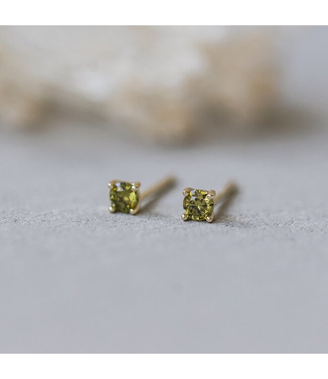 Glee Shimmer Studs (4 colours)