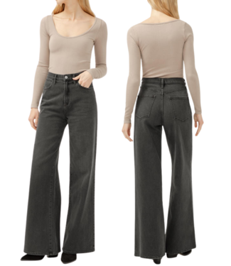 Silver Jeans Highly Desirable Ultra Wide 31"inseam