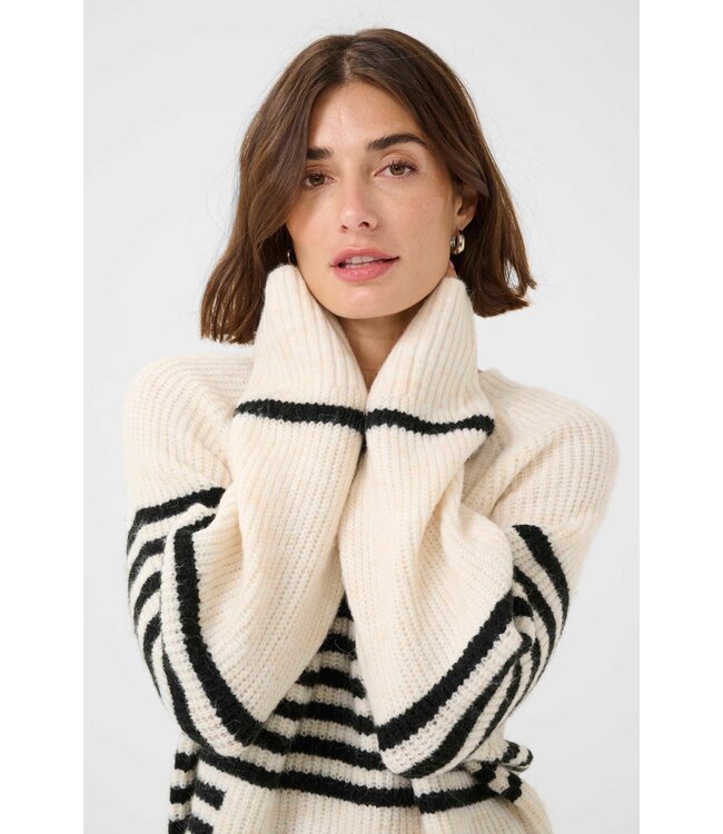 Culture Kimmy Sweater (XS)