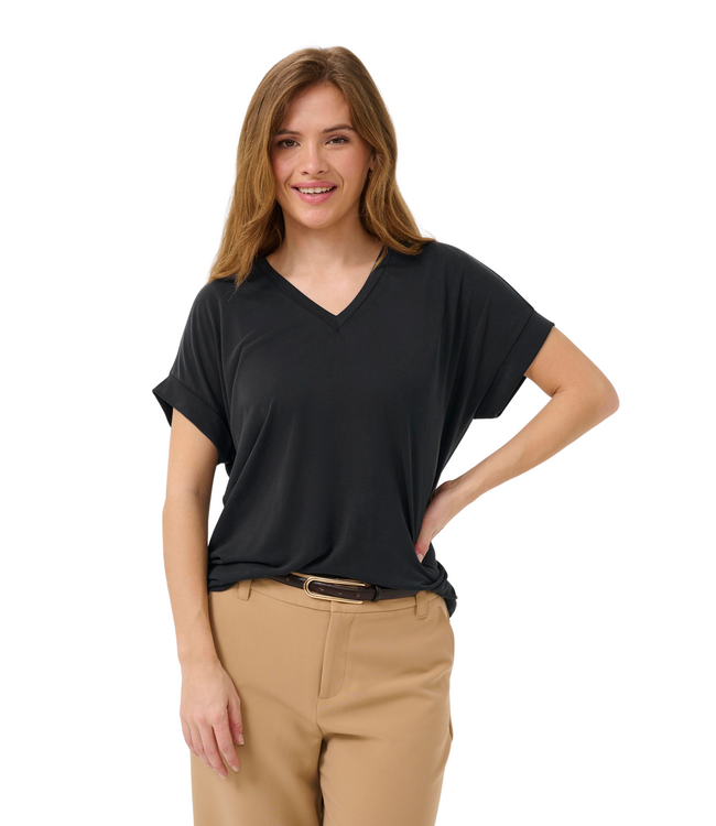 Culture Kajsa V Neck