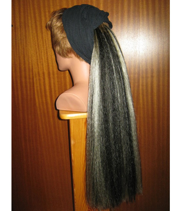 Clip-in Extensions, crimped hair