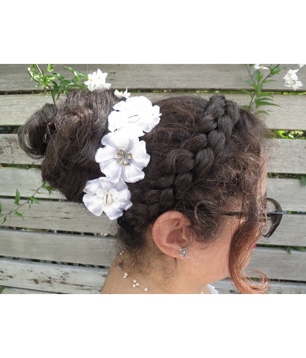 Natural Messy Chignon S