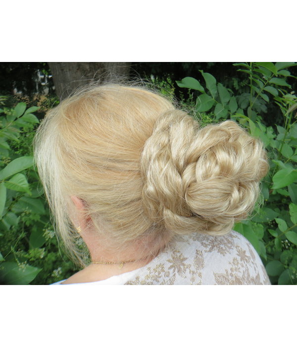 Natural Messy Braid Chignon M