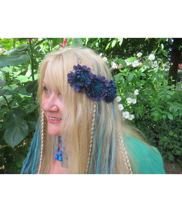 Mermaid Hair Flowers with Cameo