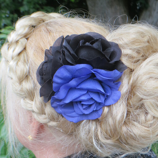 Roses Hair Clip black blue