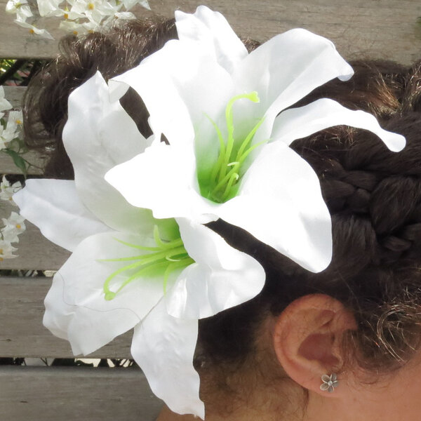 White Aloha Lily 2 x