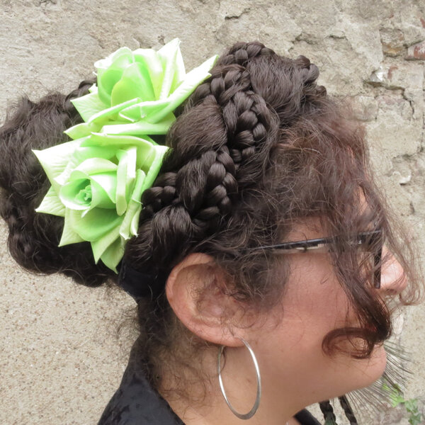 Rose Hair Clip Green 2 x