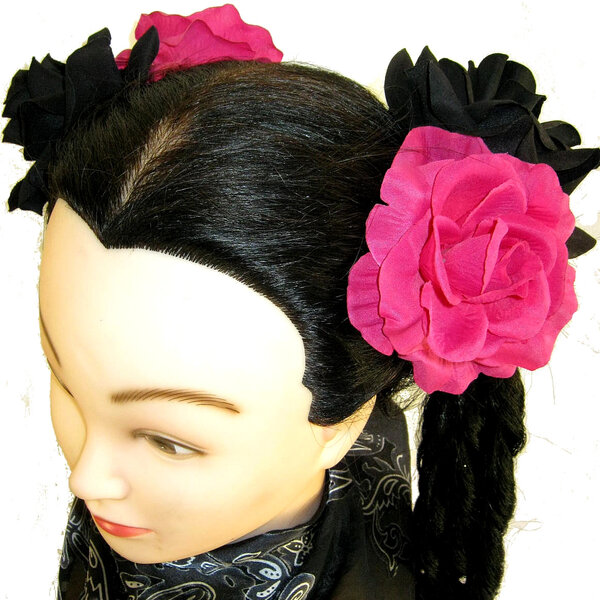 Black & Pink Roses