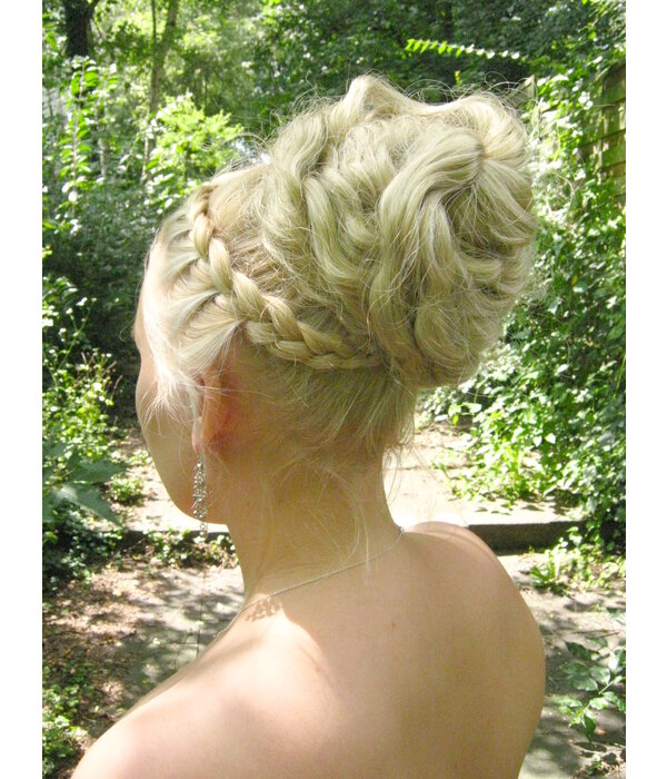 Messy Layered Updo Hair Bun L