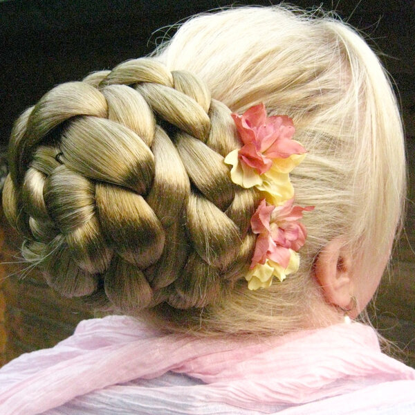Classic Braided Bun M extra