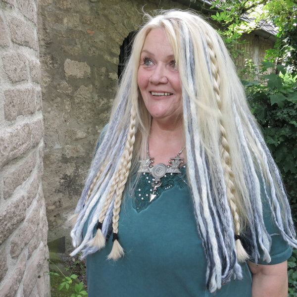 Clip-in Dread Falls GRAY, 3 Clip-ins, 22.5 IN long