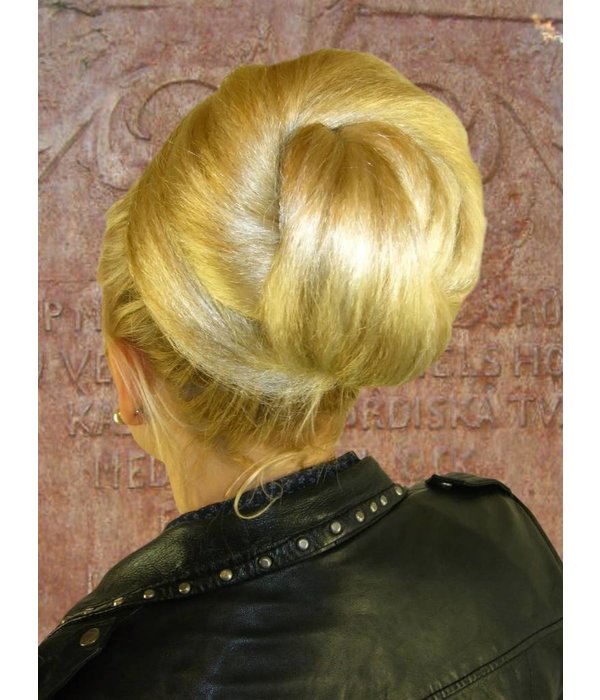 Diva Hair Bun/ Chignon, crimped hair