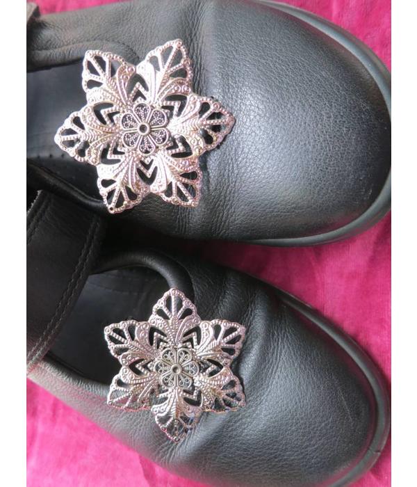 Goth Silver Flower Shoe & Hair Clip