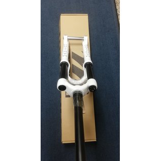 Manitou Circus Expert Tapered TA-D 26" Fork, 100mm, White
