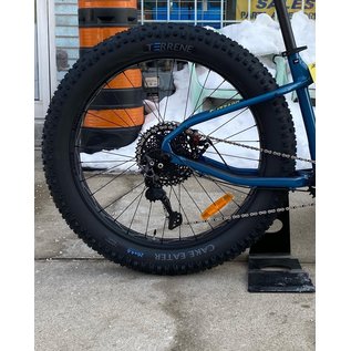 ROCKY MOUNTAIN BLIZZARD A10 FAT BIKE
