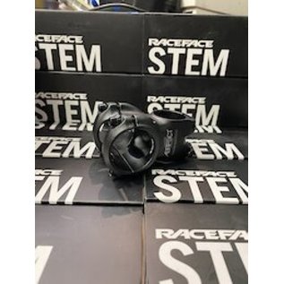 RACE FACE  AEFFECT STEM R 35MM 40X0 BLACK