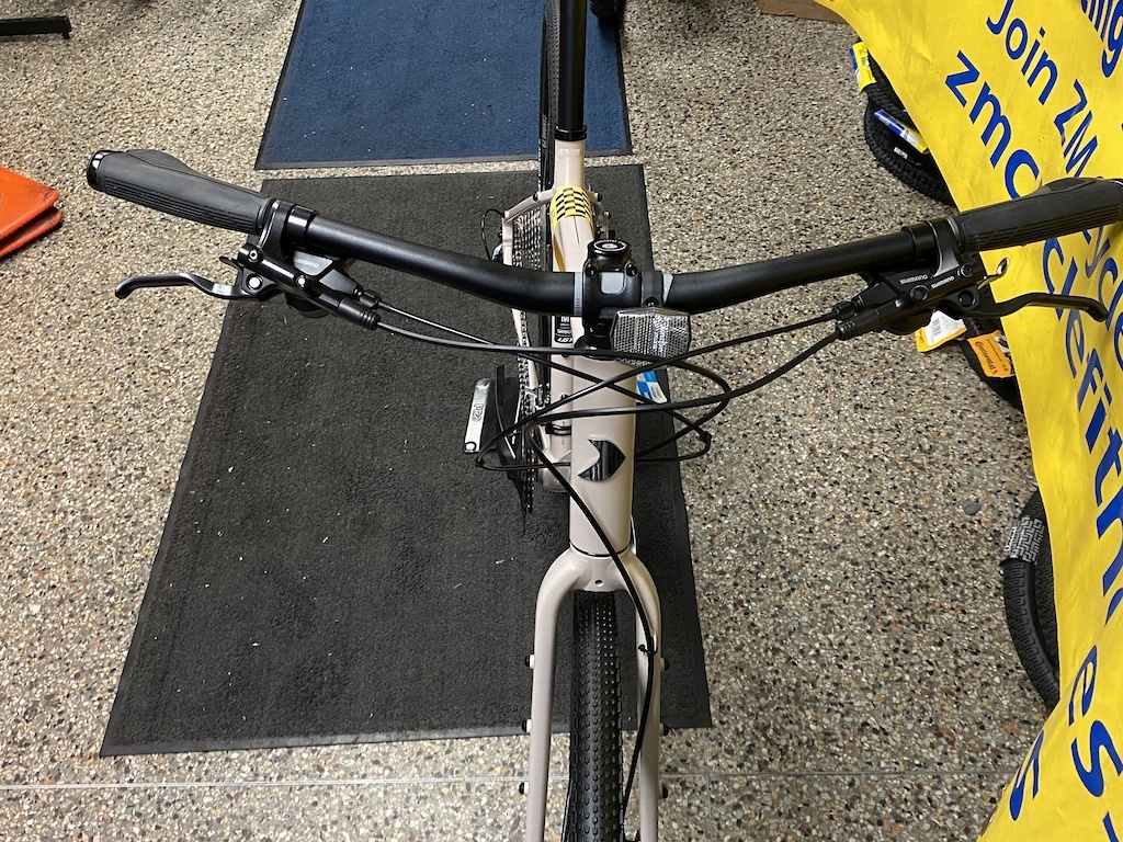 2022 GARNEAU GARIBALDI F4 HYBRID BIKES ZM Cycle & Fitness Ltd.