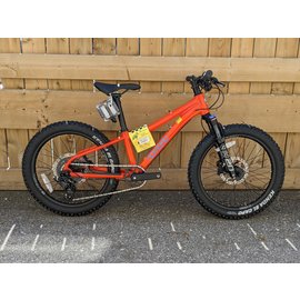 Sombrio Cartel SOMBRIO BOBSLED HARDTAIL 20"  O/S ORANGE BLUE