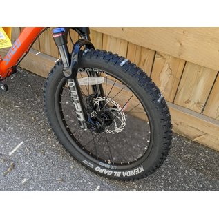 Sombrio Cartel SOMBRIO BOBSLED HARDTAIL 20"  O/S ORANGE BLUE