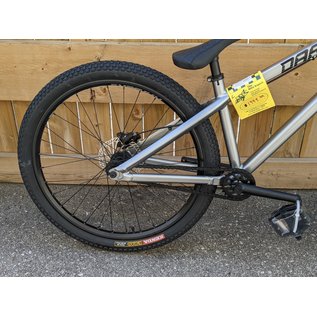 2022 Dartmoor Two6Player Evo  26" Complete