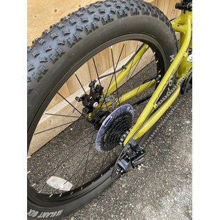 SCOTT ROXTER O/S 24" KIDS BIKE