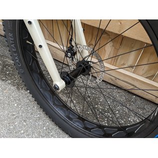 ROCKY MOUNTAIN BLIZZARD A10 27.5"BEIGE/BLACK