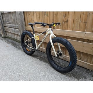 ROCKY MOUNTAIN BLIZZARD A10 27.5"BEIGE/BLACK