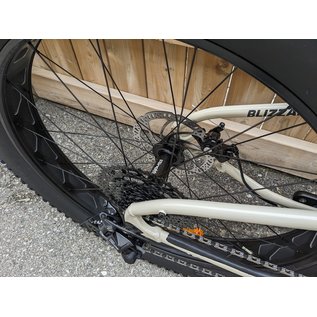 ROCKY MOUNTAIN BLIZZARD A10 27.5"BEIGE/BLACK