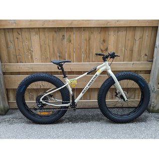ROCKY MOUNTAIN BLIZZARD A10 27.5"BEIGE/BLACK