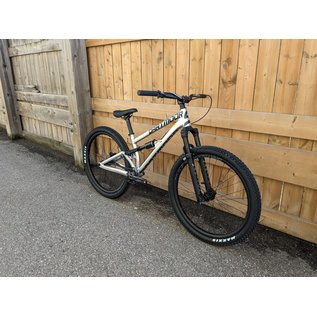Dartmoor Shine Pro 26" Glossy Metallic Silver