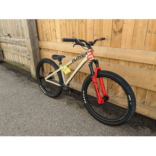 Dartmoor Two6Player Pro Bomber 26" Matt Sand Storm.