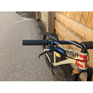 Dartmoor Two6Player Pro Bomber 26" Matt Sand Storm.