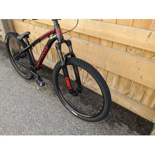 Dartmoor Gamer Intro 26 Glossy Black Devil