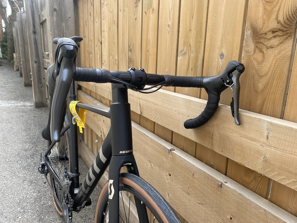 2023 SCOTT SPEEDSTER 40 MENS ROAD ZM Cycle Fitness Ltd