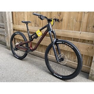 2023 ROCKY MOUNTAIN ALTITUDE C50  XL RED / CARBON