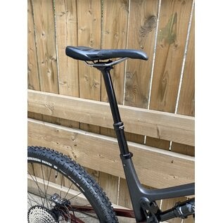 2023 ROCKY MOUNTAIN ALTITUDE C50  XL RED / CARBON