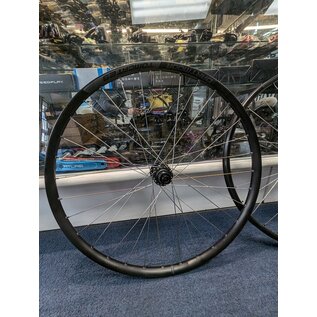 CUSTOM DT SWISS 240 BOOST DARTMOOR WHEELSET 29"