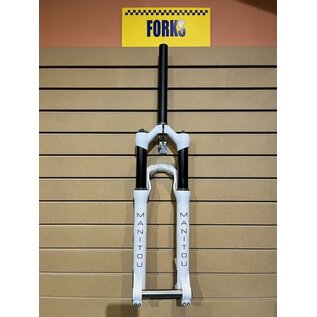 Manitou Circus Expert Suspension Fork - 26", 100 mm, 20 x 110 mm, 41 mm Offset, Gloss White, Straight Steerer
